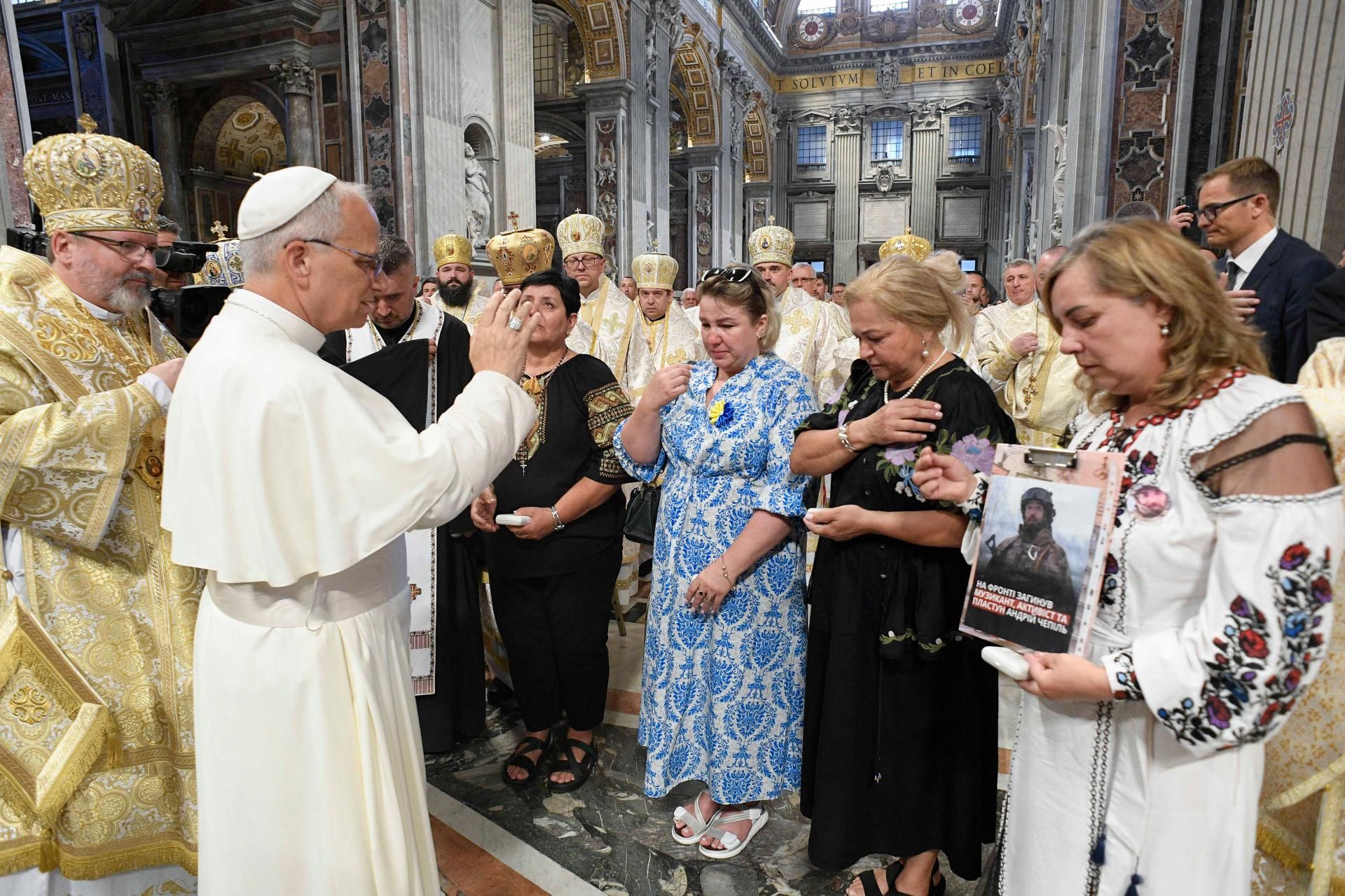 'I share your pain for the prisoners and victims of this senseless war,' — Pope to Ukrainian pilgrims in the Vatican - фото 154348