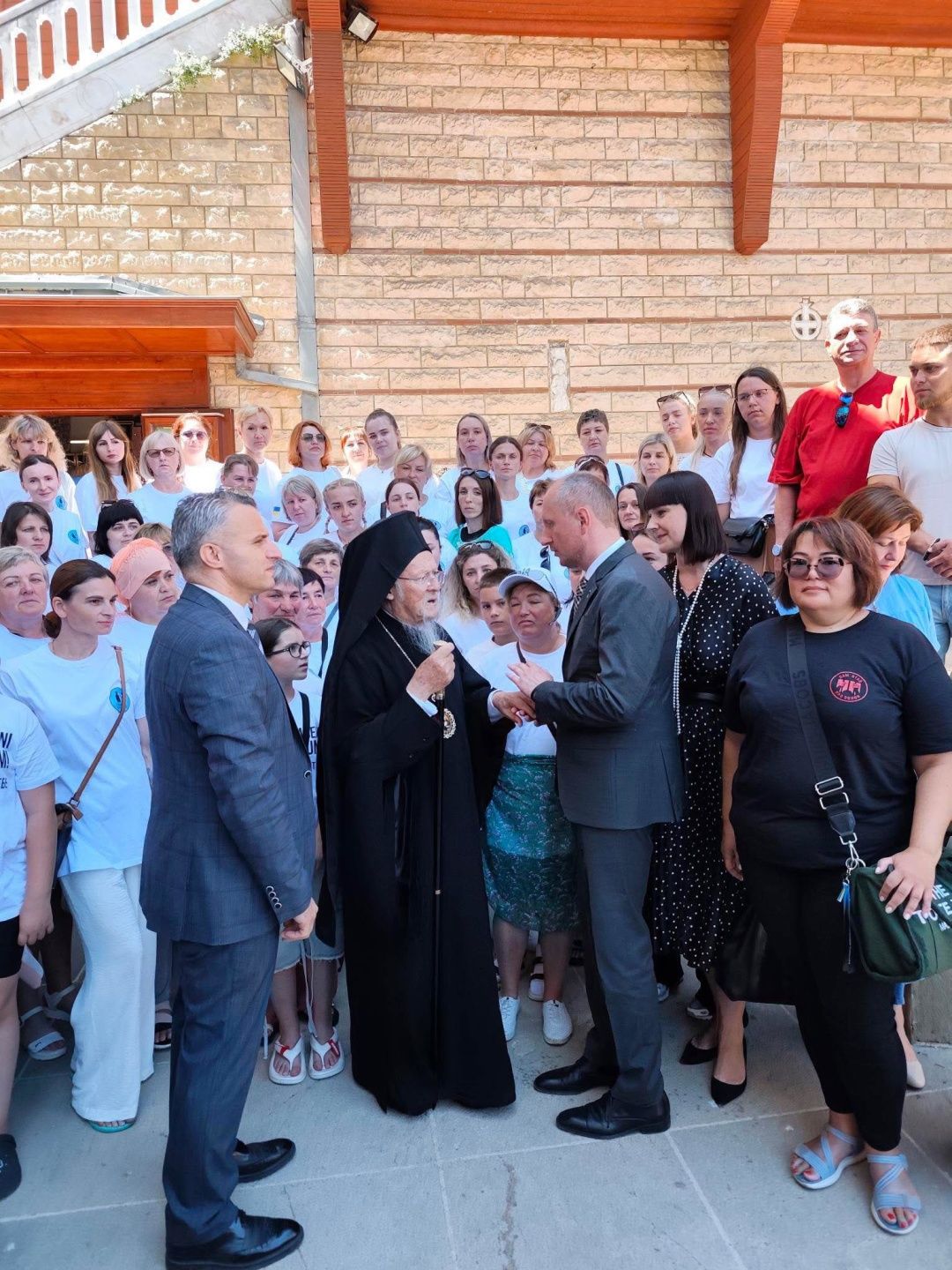 Патріарх Варфоломій зустрівся з рідними українських військовополонених і зниклих безвісти - 154778 Патріарх Варфоломій зустрівся з рідними українських військовополонених і зниклих безвісти - фото 154778