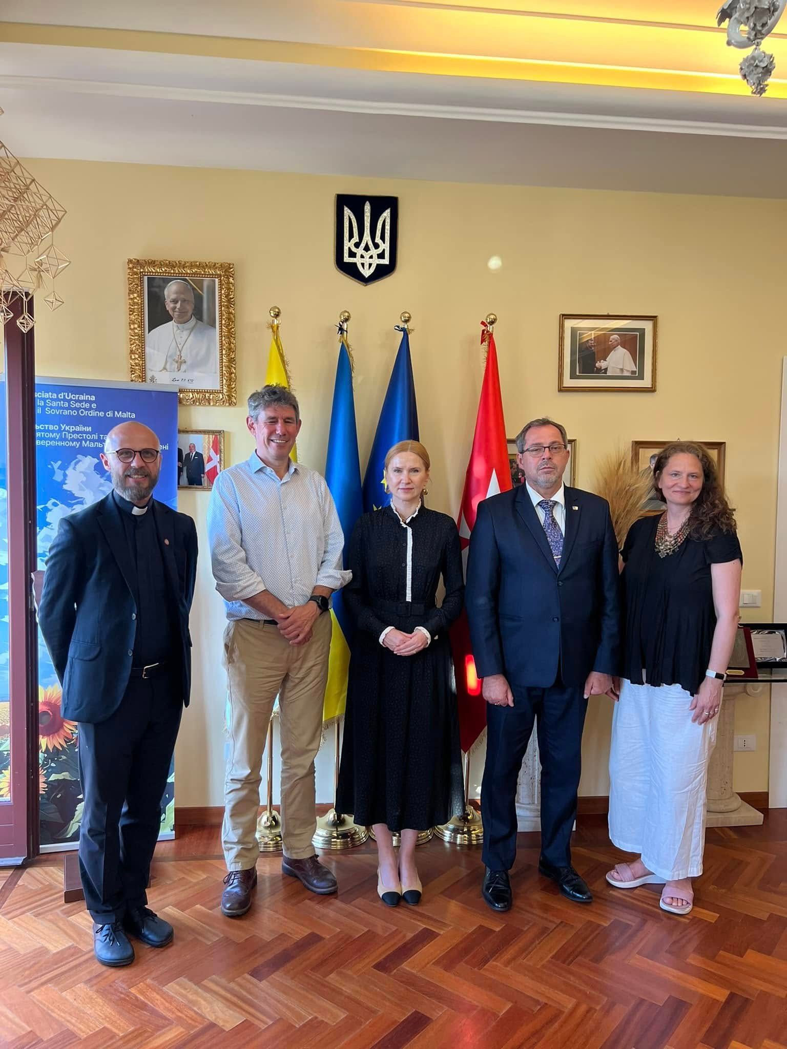 Олена Кондратюк у Ватикані розповіла керівнику Caritas International про погіршення гуманітарної ситуації в Україні - 154983 Олена Кондратюк у Ватикані розповіла керівнику Caritas International про погіршення гуманітарної ситуації в Україні - фото 154983