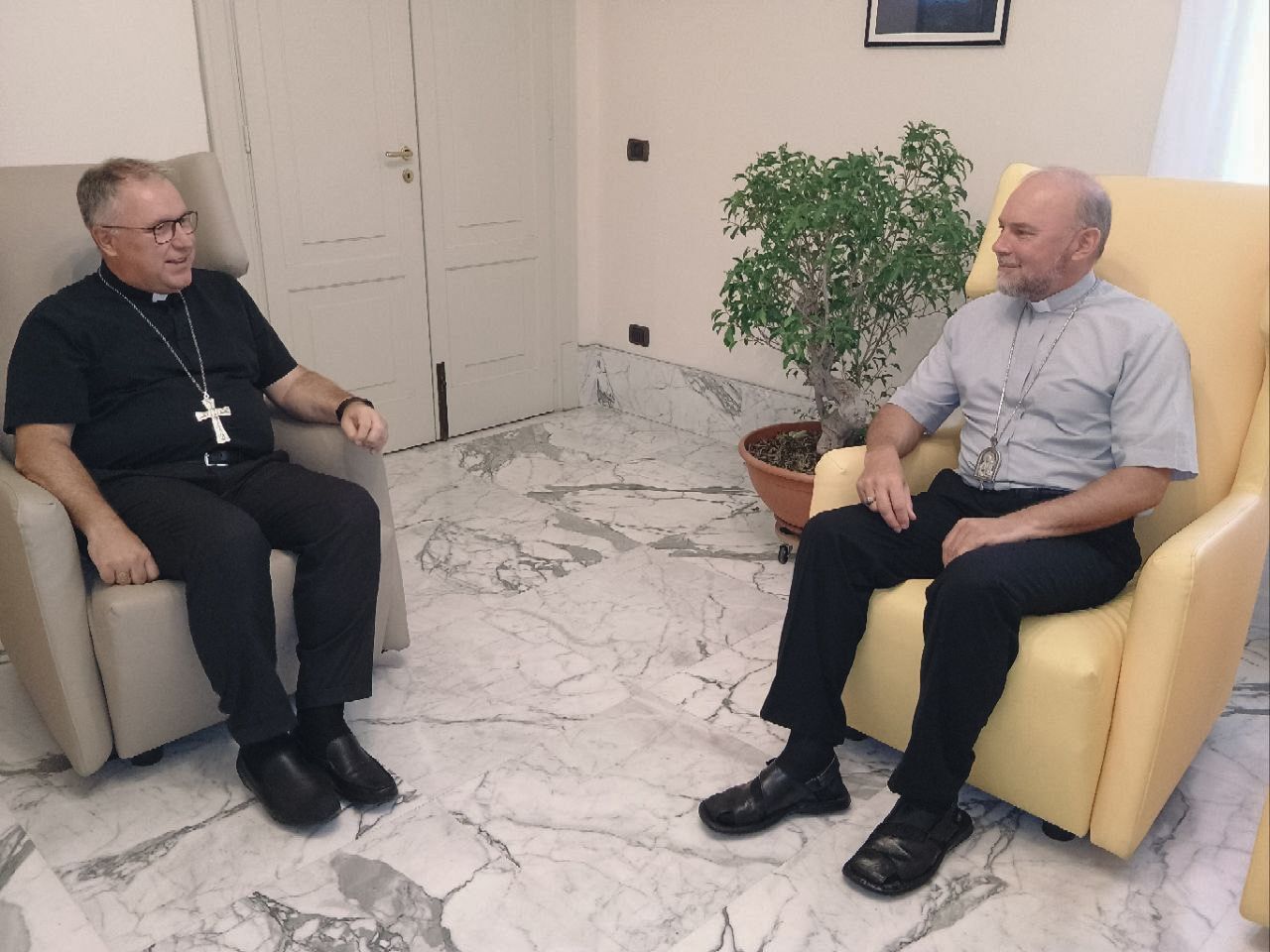Єпископ УГКЦ Василь Тучапець розповів в Італії про виклики війни в Україні - фото 157660