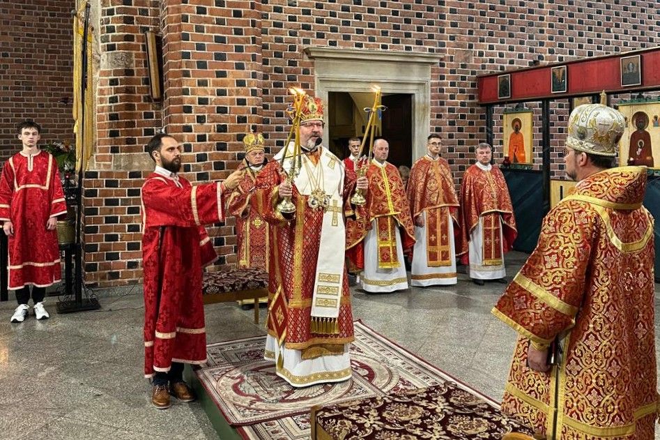 «Немає польського, українського чи грецького хреста. Є один — Господній», — Глава УГКЦ у Вроцлаві - 157899 «Немає польського, українського чи грецького хреста. Є один — Господній», — Глава УГКЦ у Вроцлаві - фото 157899