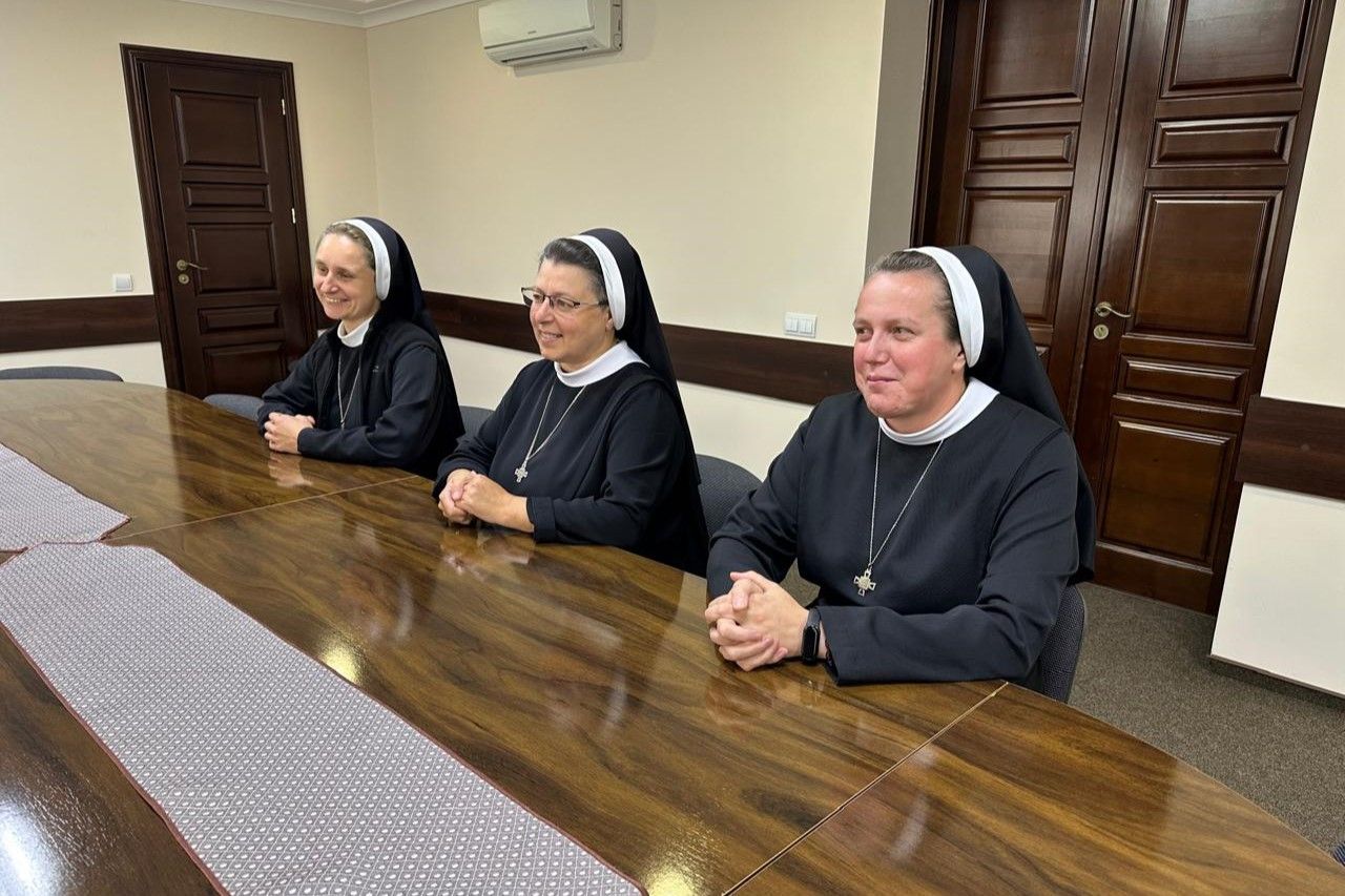 Глава УГКЦ провів зустріч з новообраною протоігуменею Провінції сестер василіанок в Україні - фото 158826