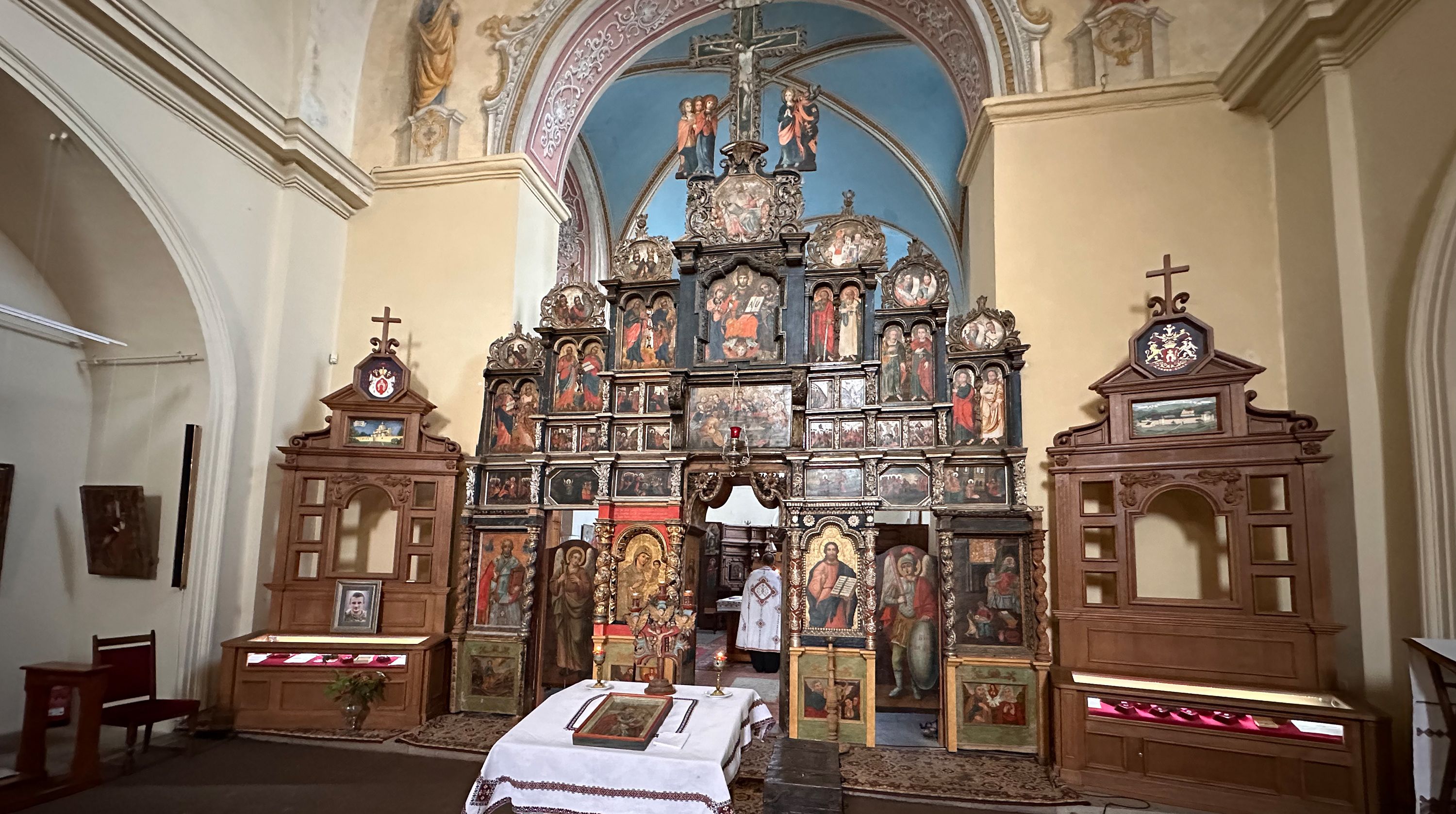 Літургія як бенкет, молитви як тости: про багатоманітність і єдність літургійних традицій, — розмова з о. Василем Рудейком - фото 159240