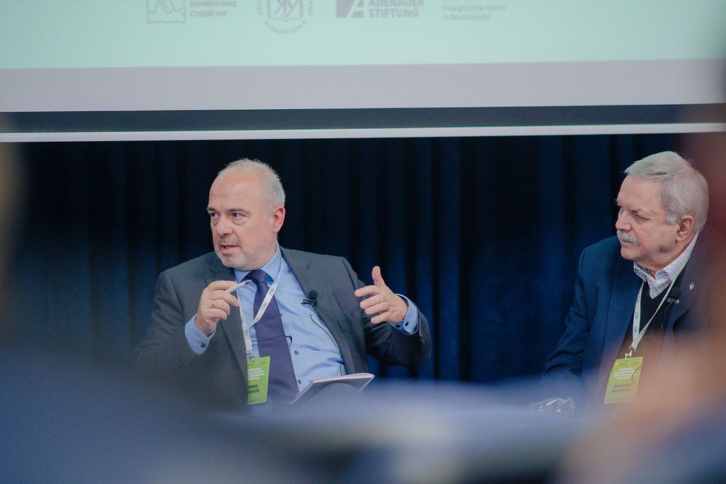 Не відновлювати стару модель світоустрою, а шукати нові засади співжиття, — закликали на Екуменічному соціальному тижні у Львові - 159260 Не відновлювати стару модель світоустрою, а шукати нові засади співжиття, — закликали на Екуменічному соціальному тижні у Львові - фото 159260