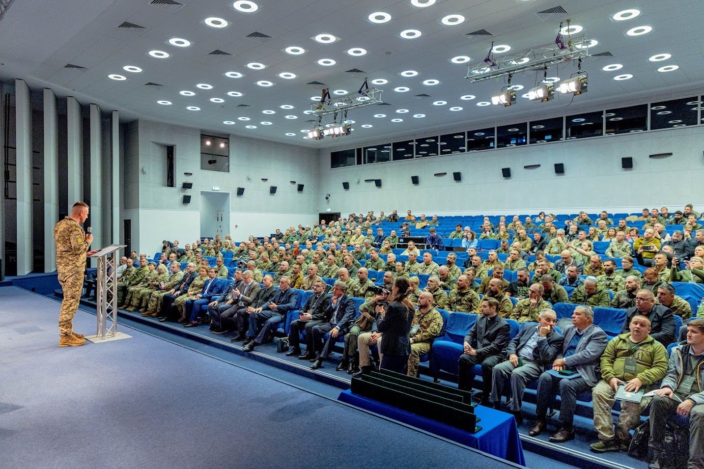 Олександр Вовкотеча - фото 159675