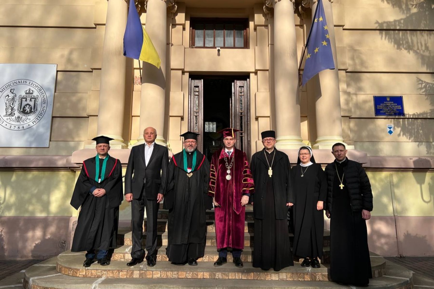 У Львівському медичному університеті Блаженнішому Святославу присвоїли звання Doctor Honoris Causa - фото 161127
