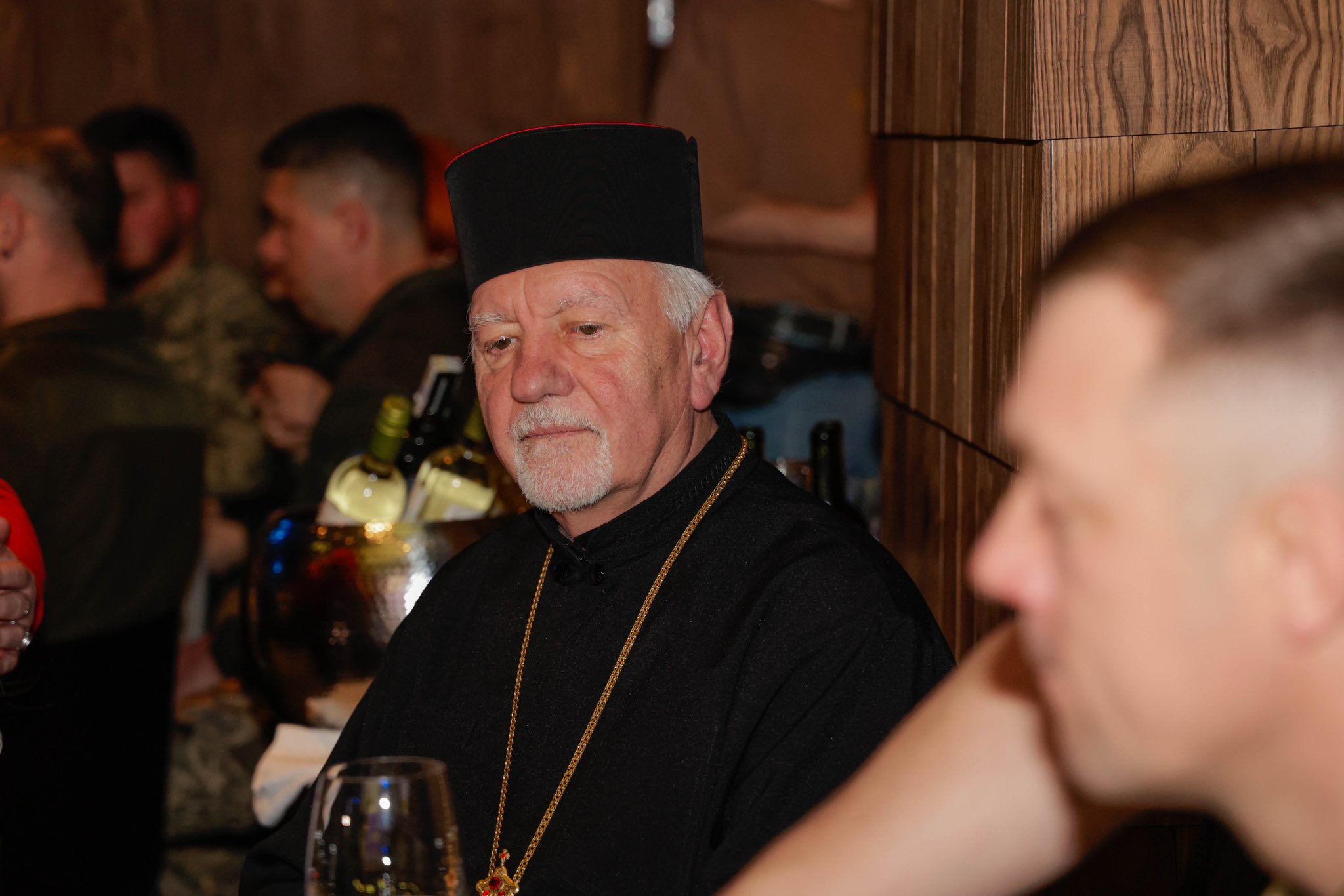Для ЗСУ: ікону Миколая Чудотворця від Митрополита Епіфанія продали на благодійному аукціоні за ₴1 мільйон - фото 162704