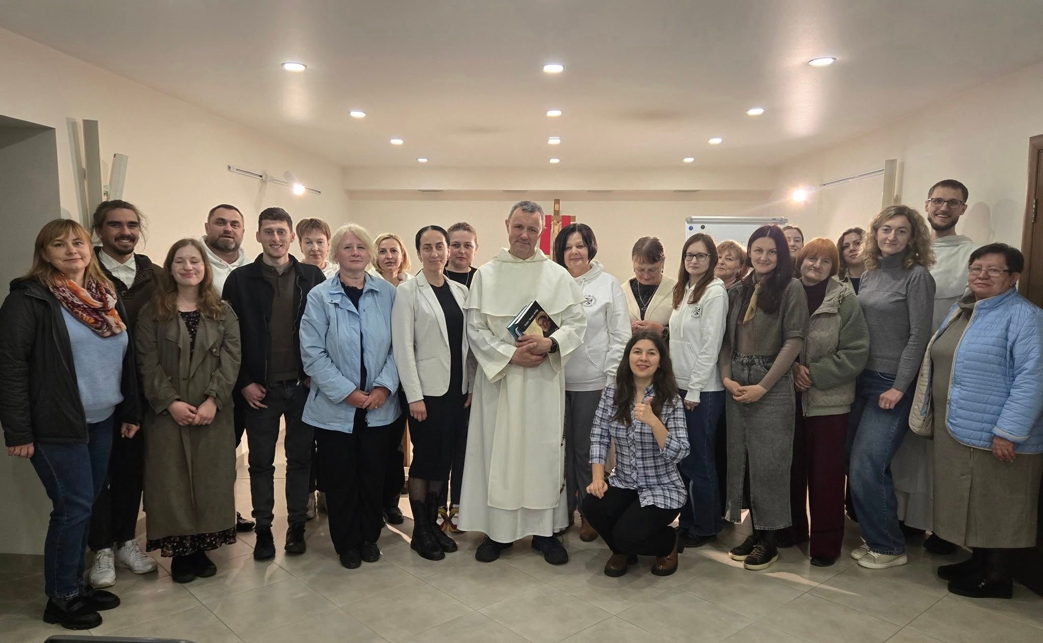 Про святість та іншість, дієву проповідь Євангелії та свободу світогляду, — у розмові з о. Петром Балогом (частина 1) - 162988 Про святість та іншість, дієву проповідь Євангелії та свободу світогляду, — у розмові з о. Петром Балогом (частина 1) - фото 162988
