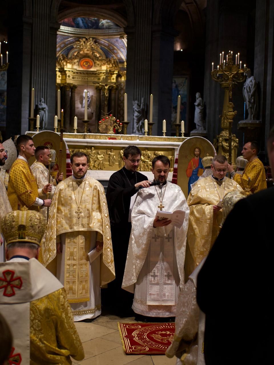 Вперше в історії в Парижі звершено хіротонію українського єпископа - 163027 Вперше в історії в Парижі звершено хіротонію українського єпископа - фото 163027