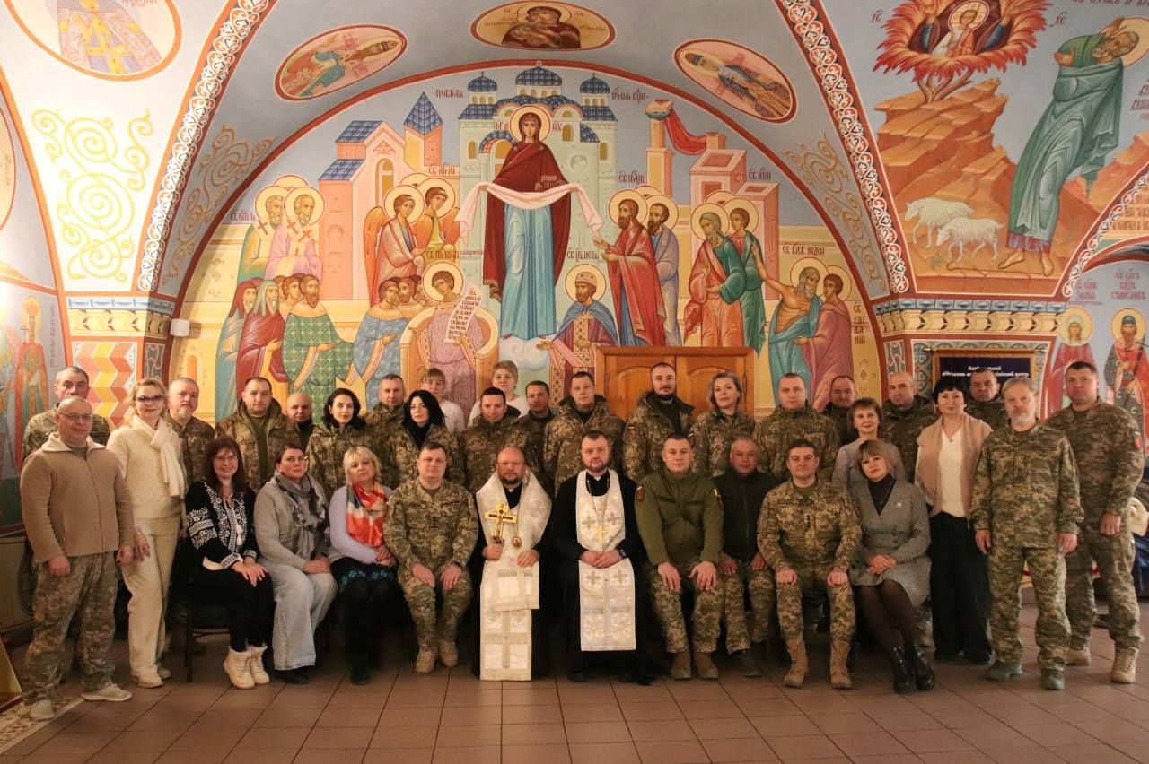 Владика УГКЦ Степан Сус відвідав військових медиків і захисників у госпіталі ЗСУ на Святвечір - 163388 Владика УГКЦ Степан Сус відвідав військових медиків і захисників у госпіталі ЗСУ на Святвечір - фото 163388