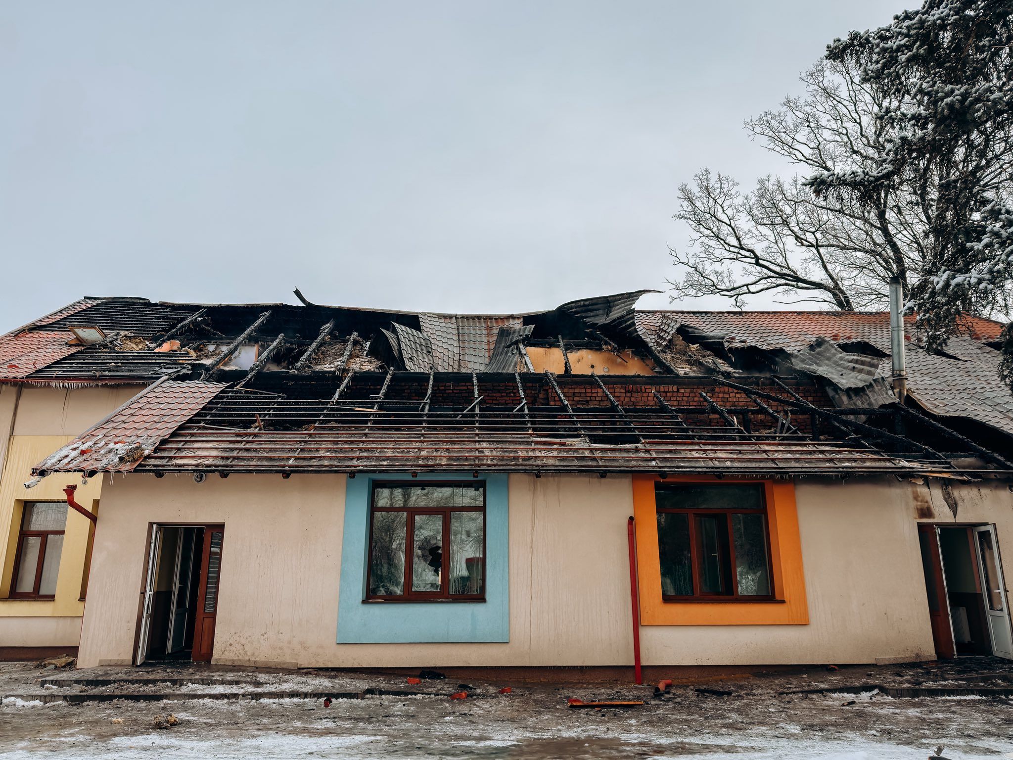 У Коломиї виникла пожежа у католицькій школі - 164254 У Коломиї виникла пожежа у католицькій школі - фото 164254
