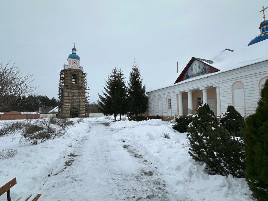 Монастир УПЦ МП добровільно покинув історичну споруду у Батурині - фото 165030