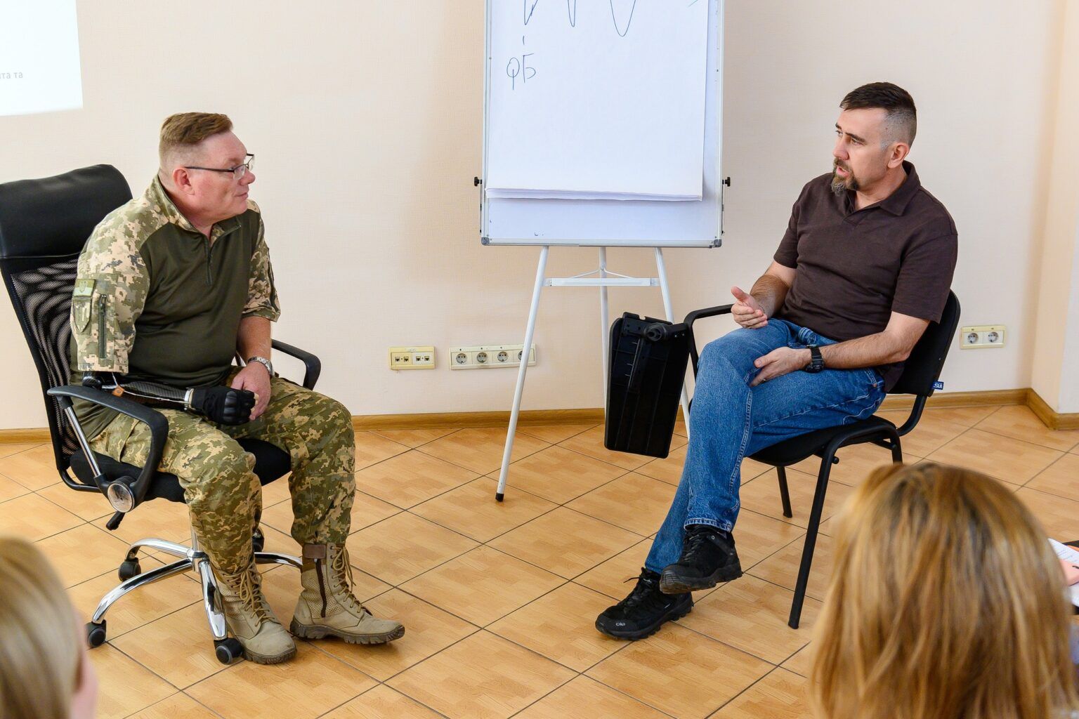 Алекс Гальчинський під час роботи з ветеранами. Джерело: - 165460 Алекс Гальчинський під час роботи з ветеранами. Джерело: - фото 165460