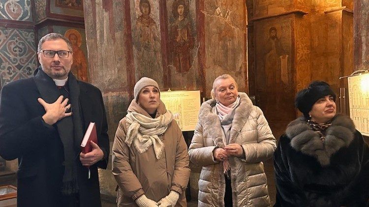 Нунцій Вісвальдас Кульбокас під час відвідин 'Софії Київської'  - фото 165481