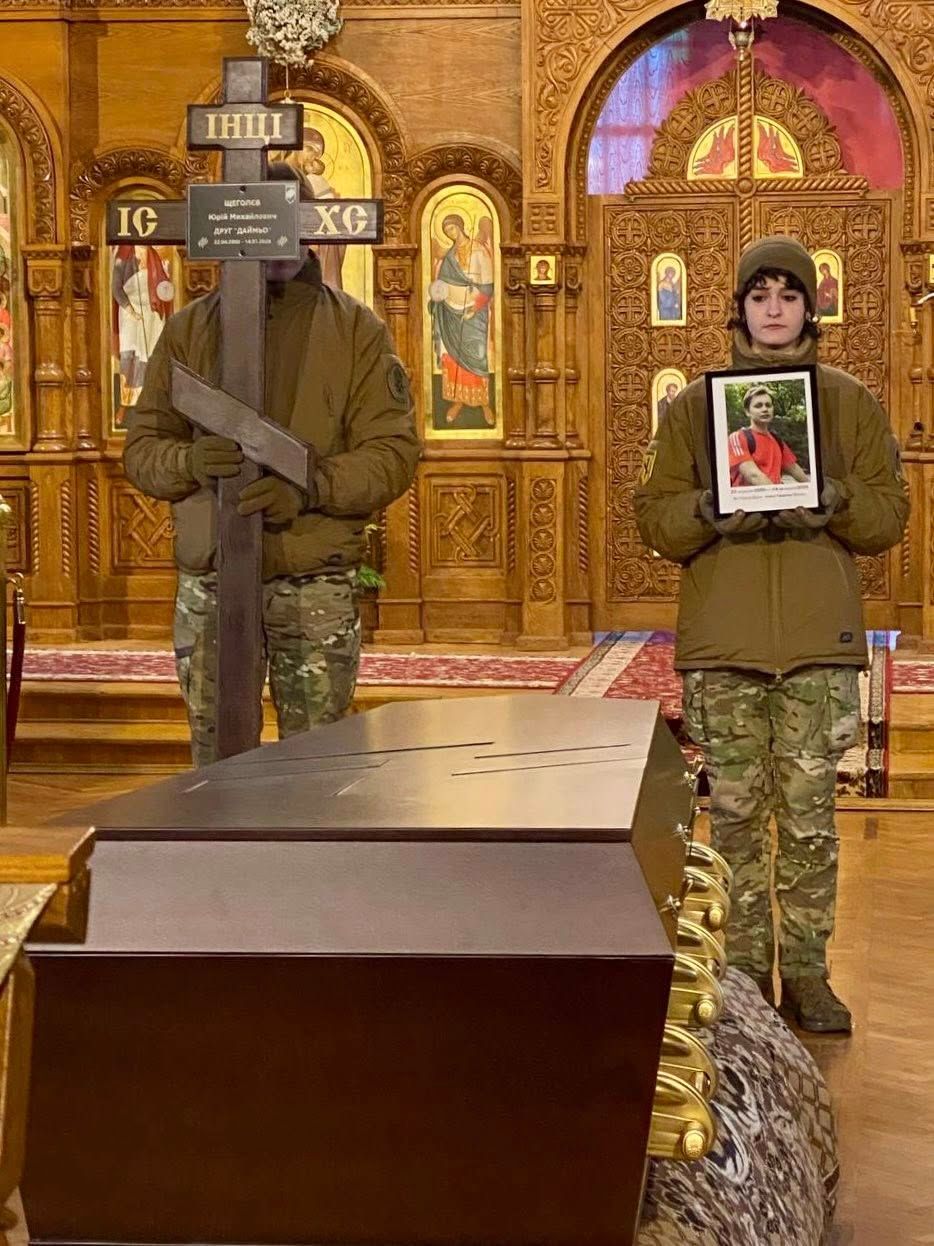 В Іонінському монастирі УПЦ МП відспівали загиблого на фронті сина єродиякона обителі - фото 166145