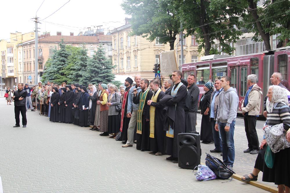 Догналіти пікетують управління СБУ - 166538 Догналіти пікетують управління СБУ - фото 166538