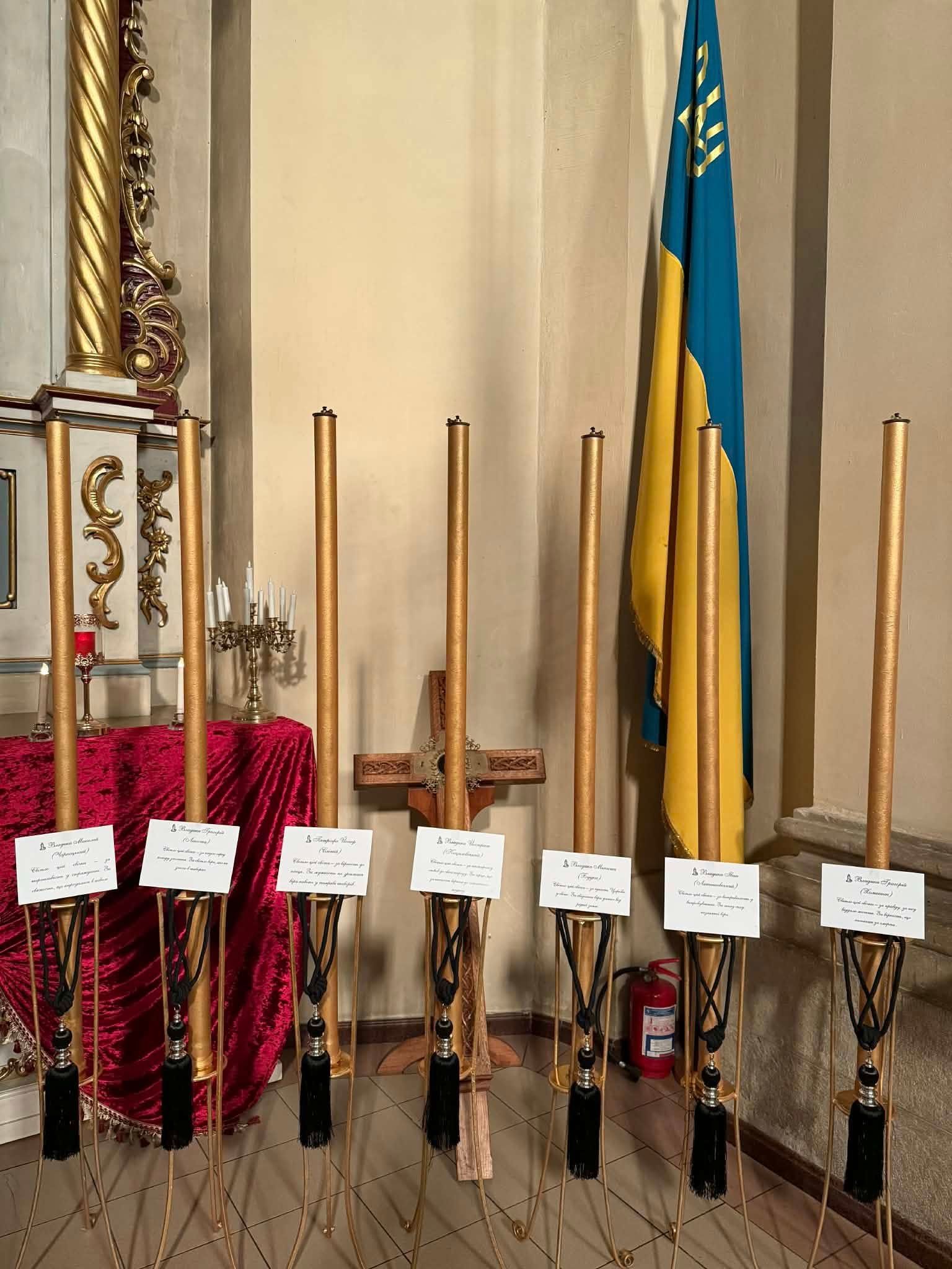 У Львові погасили марку, присвячену 80-й річниці Львівського псевдособору - 166961 У Львові погасили марку, присвячену 80-й річниці Львівського псевдособору - фото 166961