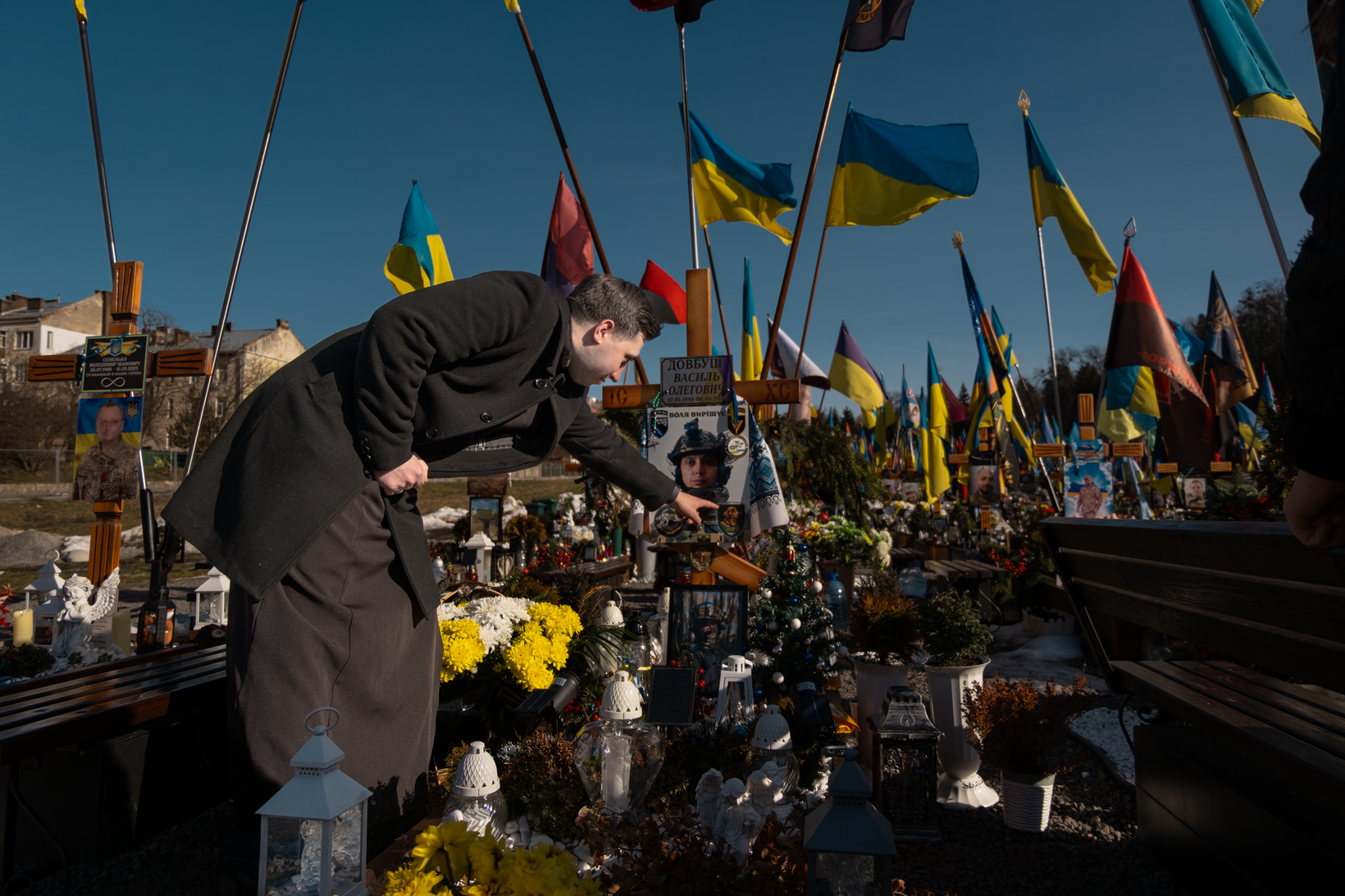 «Після прощання — хрещення. Ми як нація продовжуємо жити» — отець Андрій Кобилюх, капелан Гарнізонного храму - фото 167318