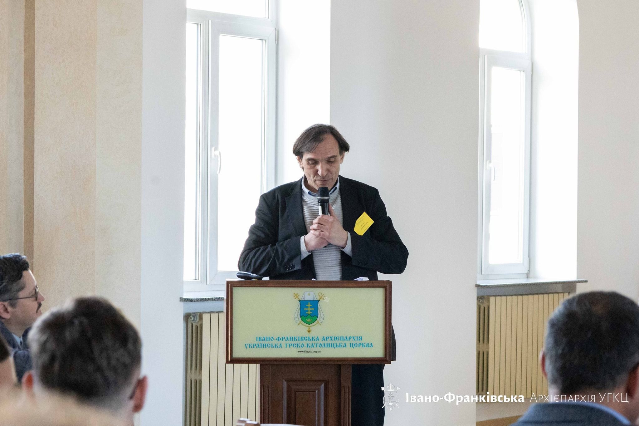 Зберегти історію для прийдешніх поколінь: у Франківську пройшла конференція про підпілля та відродження УГКЦ - фото 167392