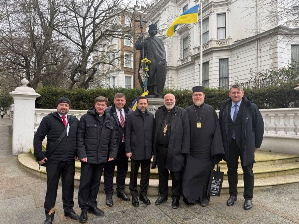 UCCRO representatives meet with President of Conference of European Churches in London - фото 167455