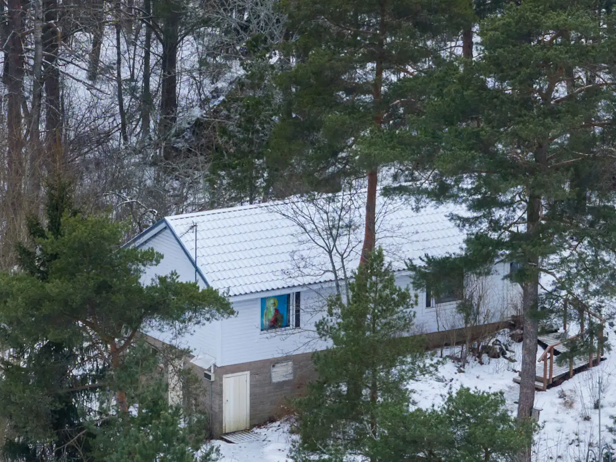 Нова парафія називається Українська православна парафія у Західній Фінляндії. Приміщення, яке використовує парафія, на фото, зробленому в січні 2026 року. - фото 168612
