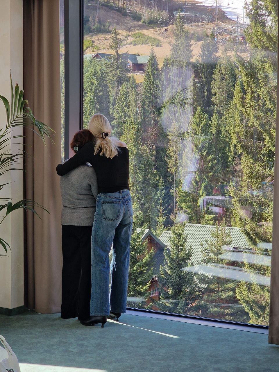 Народження і смерть заради життя: як на Закарпатті меморалізують пам’ять про новітніх героїв - фото 168814