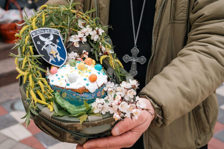 Головний капелан УГКЦ відвідав українських захисників на передовій - 169289 Головний капелан УГКЦ відвідав українських захисників на передовій - фото 169289