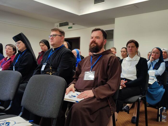 Вищі настоятелі спільнот богопосвяченого життя УГКЦ і РКЦ в Україні проводять асамблею - 170115 Вищі настоятелі спільнот богопосвяченого життя УГКЦ і РКЦ в Україні проводять асамблею - фото 170115