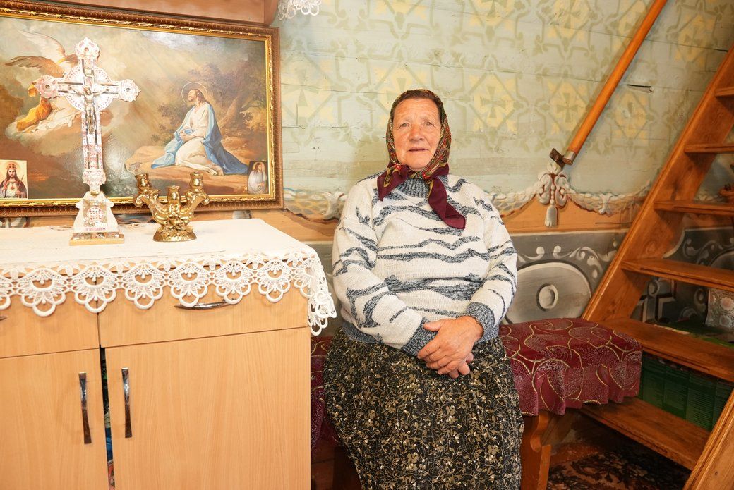 Марія Гринів у храмі, село Гринівка - 172347 Марія Гринів у храмі, село Гринівка - фото 172347
