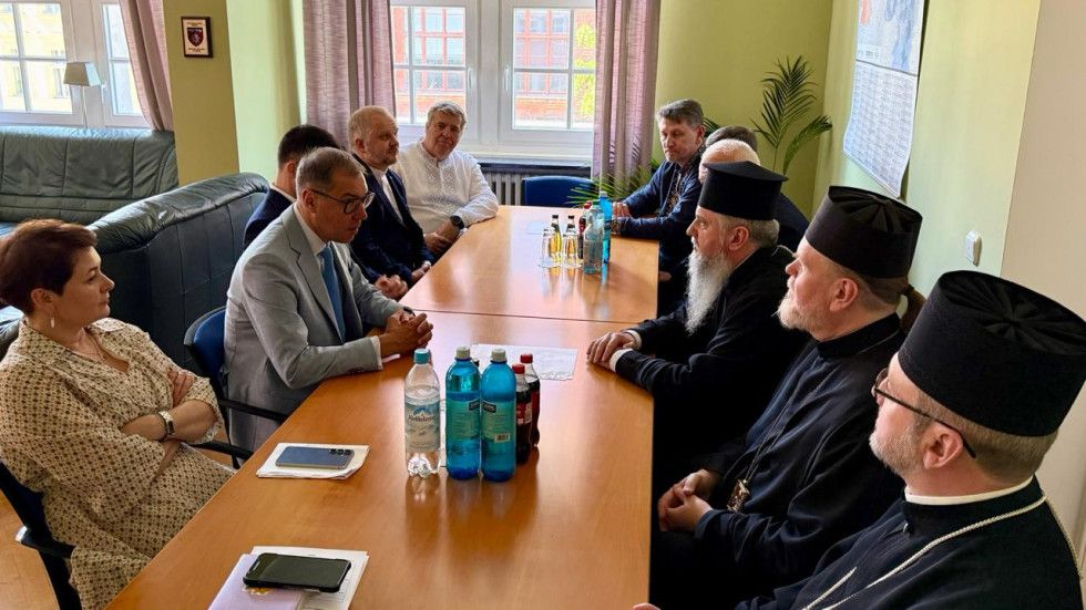 Делегація ВРЦіРО в Берліні зустрілася з послом України та взяла участь у щорічному прийнятті Євангелічної Церкви Німеччини - фото 172524