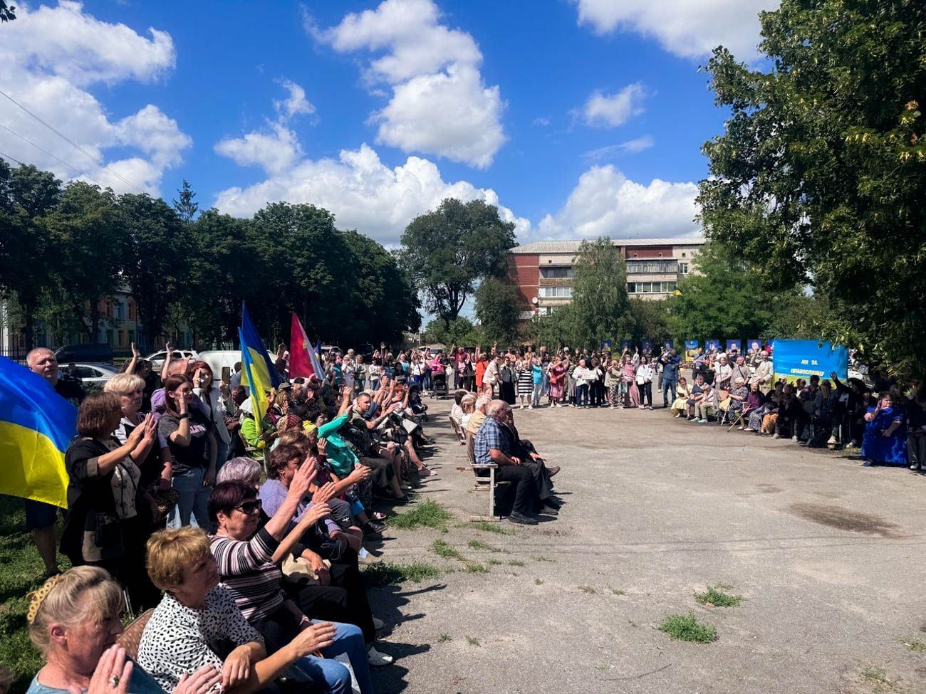 На Київщині ще одна громада перейшла з УПЦ МП до ПЦУ - 173048 На Київщині ще одна громада перейшла з УПЦ МП до ПЦУ - фото 173048