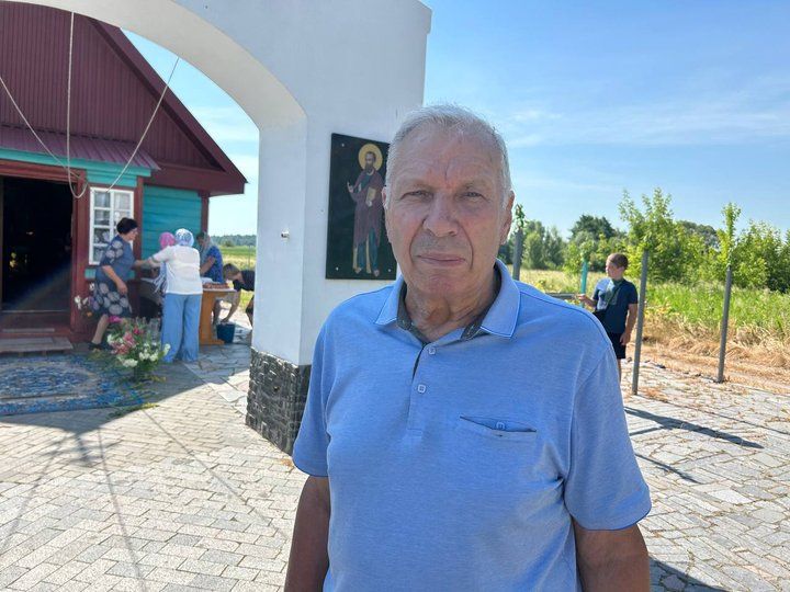 Людвік Янішевський, староста храму святих першоверховних апостолів Петра і Павла. Село Високе, Житомирський район, 30 червня 2026 року. - 173214 Людвік Янішевський, староста храму святих першоверховних апостолів Петра і Павла. Село Високе, Житомирський район, 30 червня 2026 року. - фото 173214