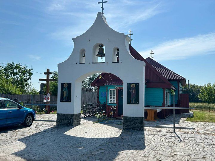 Храм святих першоверховних апостолів Петра і Павла. Село Високе, Житомирський район, 30 червня 2026 року. - 173222 Храм святих першоверховних апостолів Петра і Павла. Село Високе, Житомирський район, 30 червня 2026 року. - фото 173222