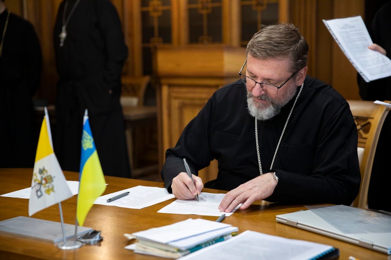 Прийняттям Кодексу канонів УГКЦ завершився історичний Синод  в Зарваниці - фото 173291