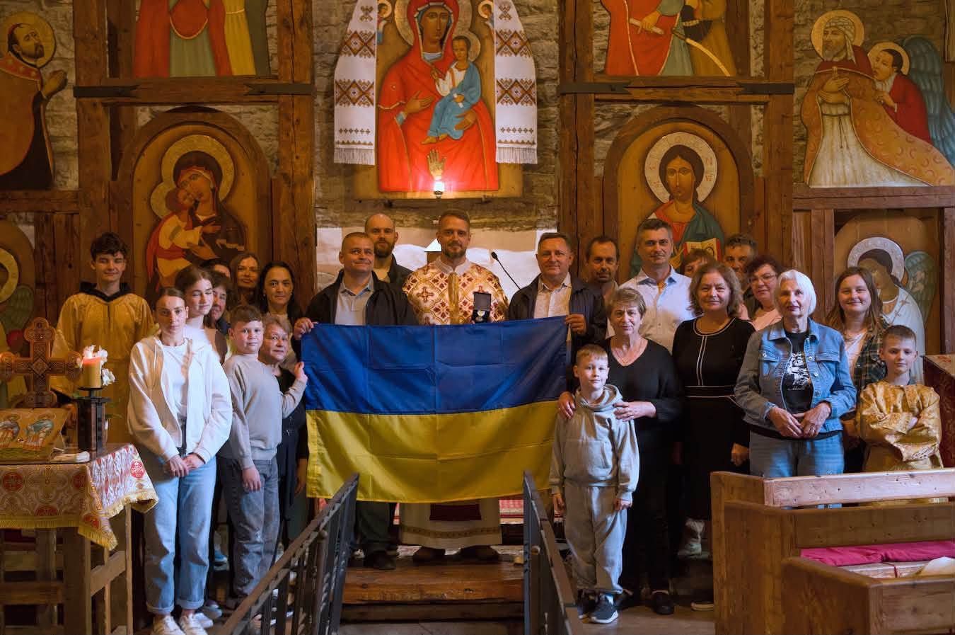 Пароха громади УГКЦ у Таллінні нагородили відзнакою Головнокомандувача ЗСУ - 173300 Пароха громади УГКЦ у Таллінні нагородили відзнакою Головнокомандувача ЗСУ - фото 173300