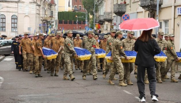 На Львівщині перепоховали останки 26 жертв комуністичного тоталітарного режиму - 173508 На Львівщині перепоховали останки 26 жертв комуністичного тоталітарного режиму - фото 173508