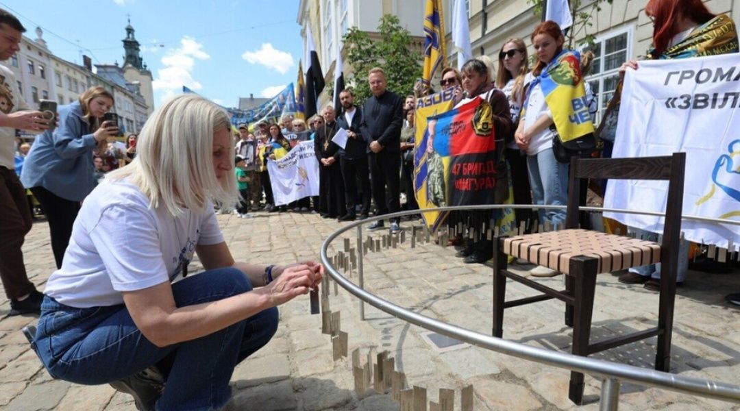 У Львові вшанували пам'ять страчених або загиблих у полоні захисників - фото 174100